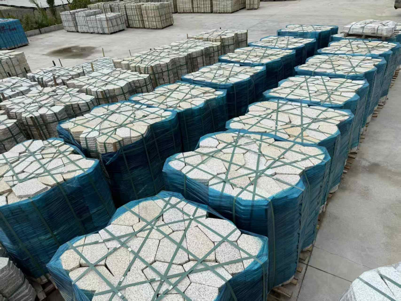 榆林黄金麻冰裂纹 碎拼