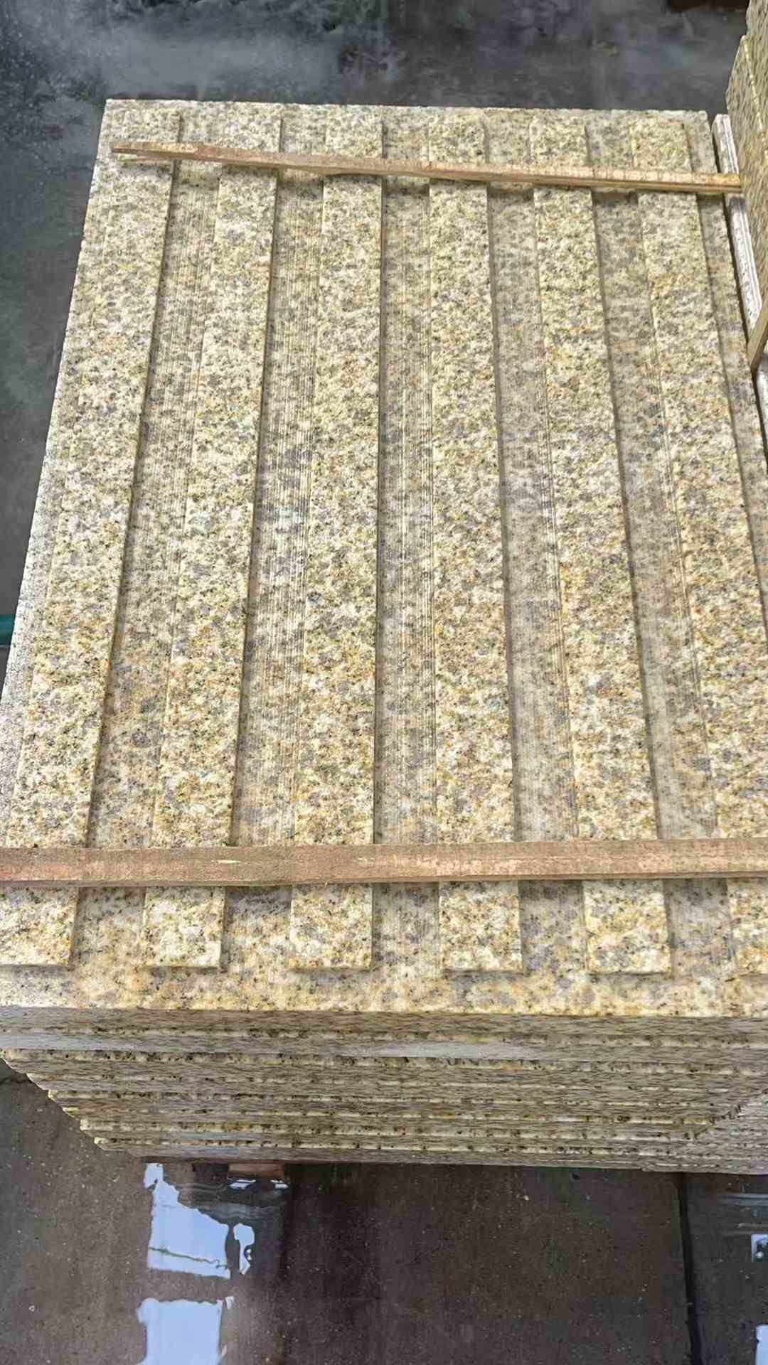 榆林黄金麻盲道 石材盲道