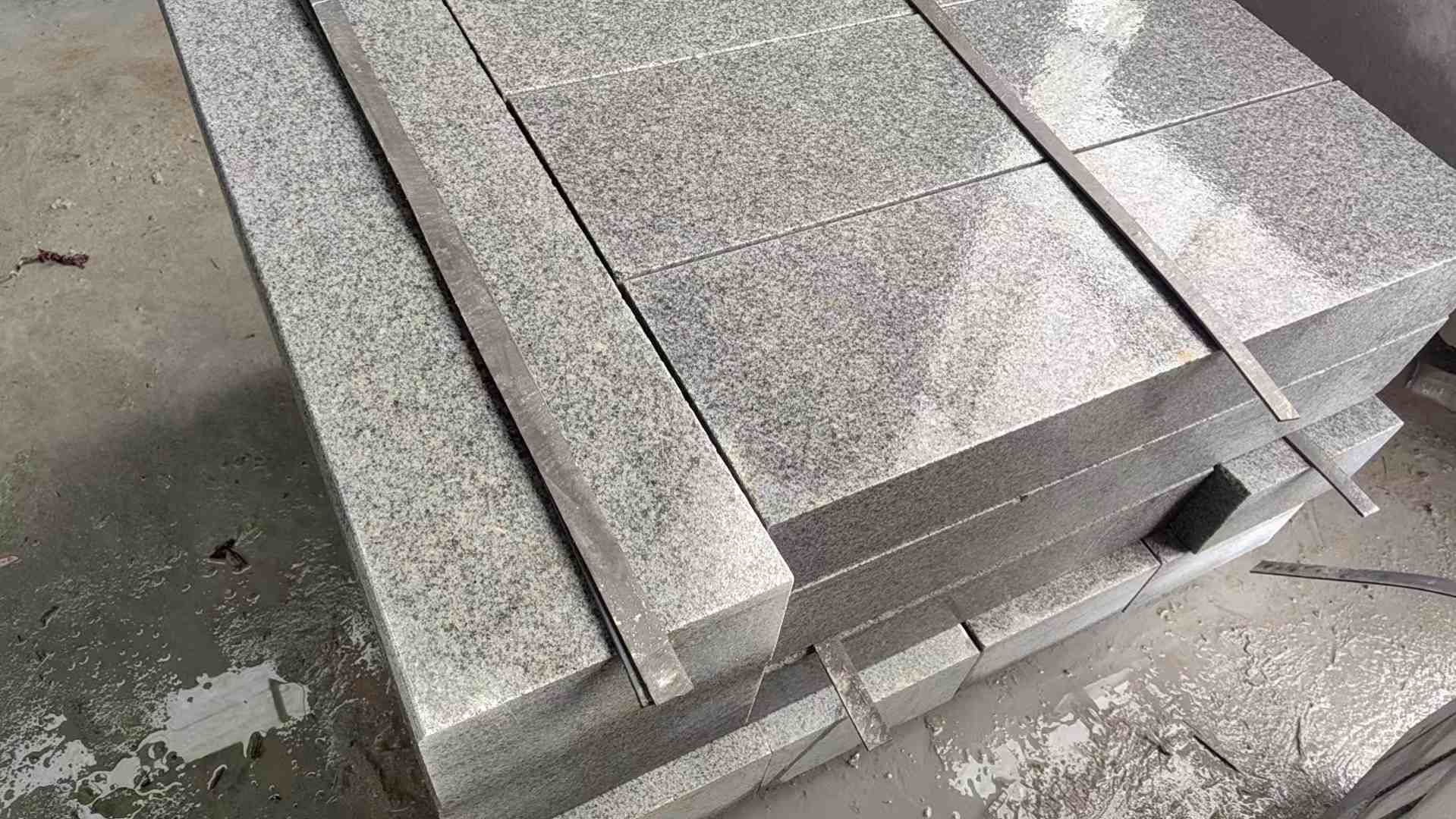 榆林芝麻灰 芝麻白 路牙石 路侧石 马路牙子
